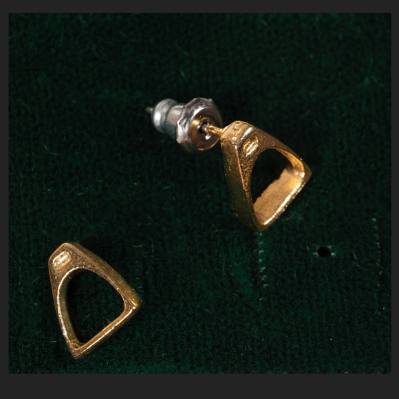 Equestrian Gold Tone Earrings - Picture 2 of 5